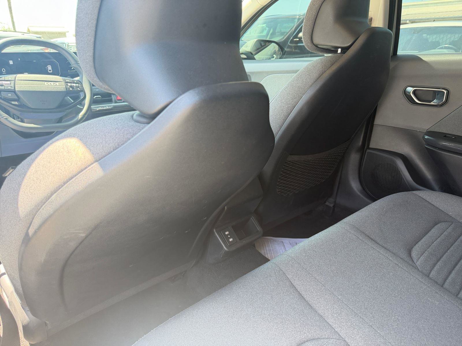 Used 2025 Kia K4 EX FWD image 27