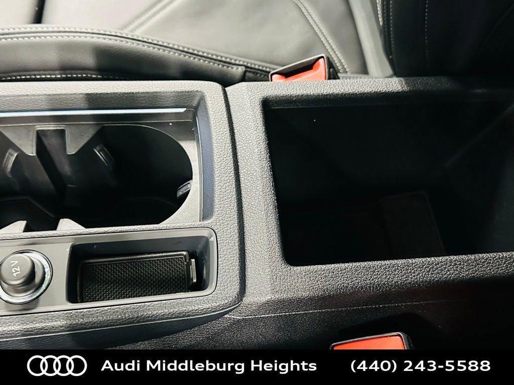 Certified 2024 Audi Q3 2.0T Premium Plus image 22