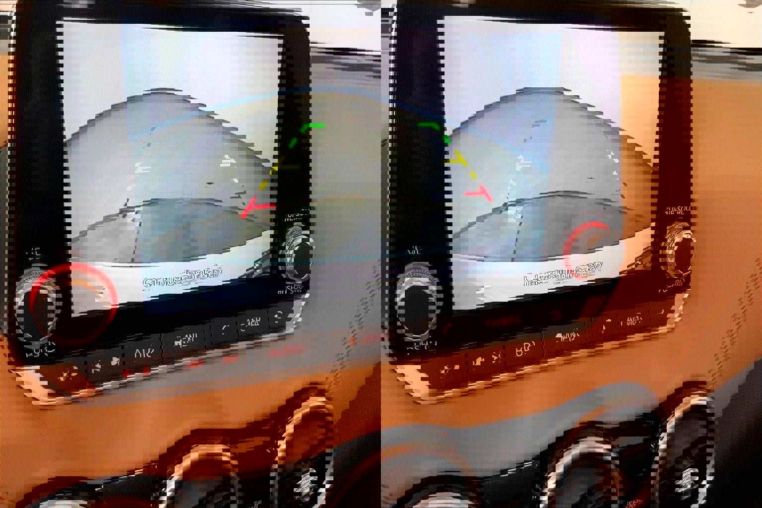 Used 2022 Nissan Sentra SV w/ SV Premium Package image 21