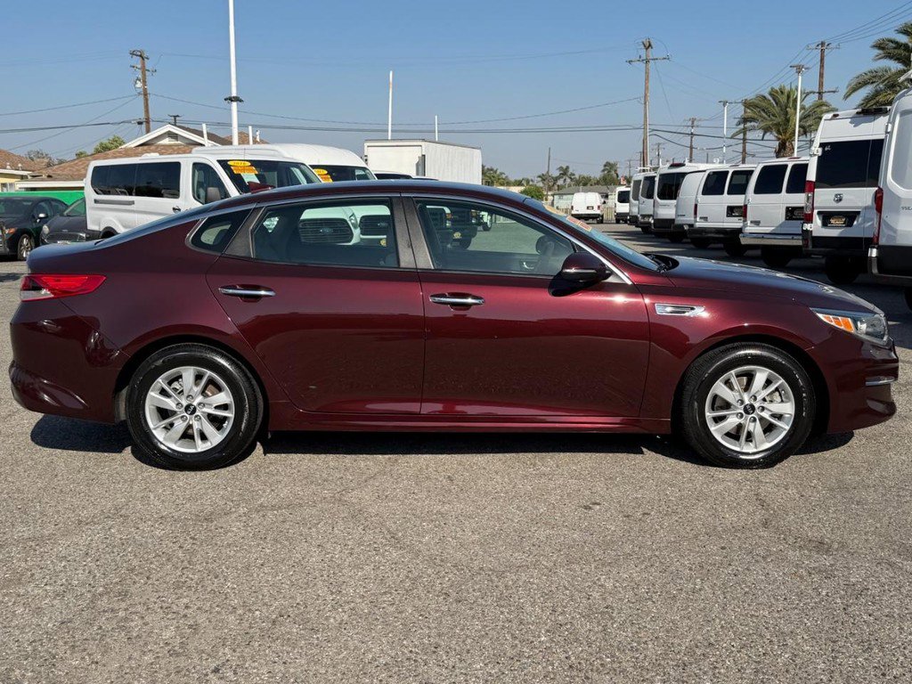 Used 2018 Kia Optima LX image 4