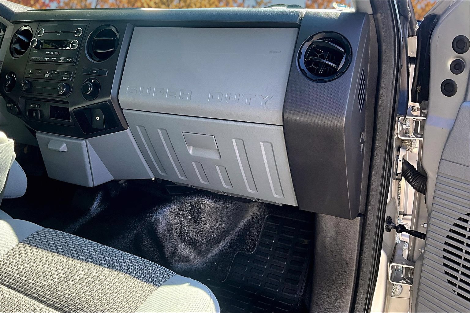 Used 2015 Ford F450 XL w/ Power Equipment Group AWD/4WD image 19