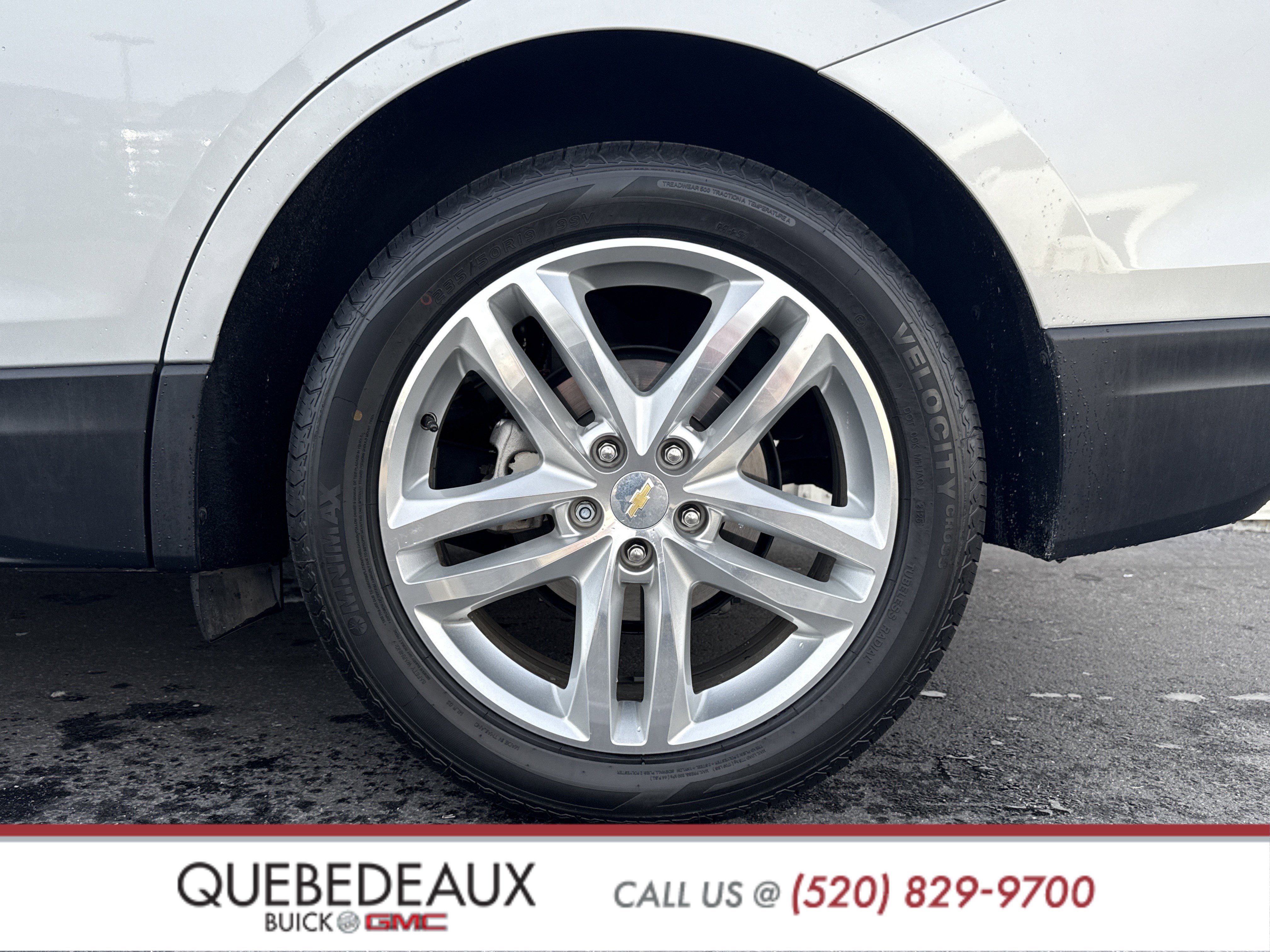 Used 2020 Chevrolet Equinox LT image 3