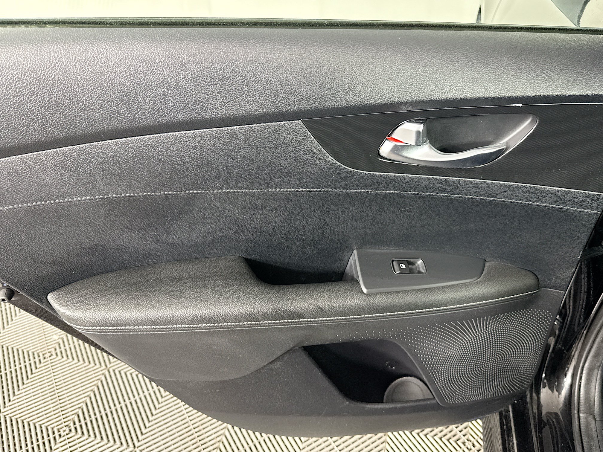 Used 2020 Kia Forte GT-Line FWD image 25