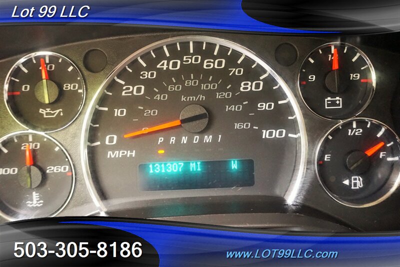 Used 2017 Chevrolet Express 3500 LT w/ LT Preferred Equipment Group RWD image 21