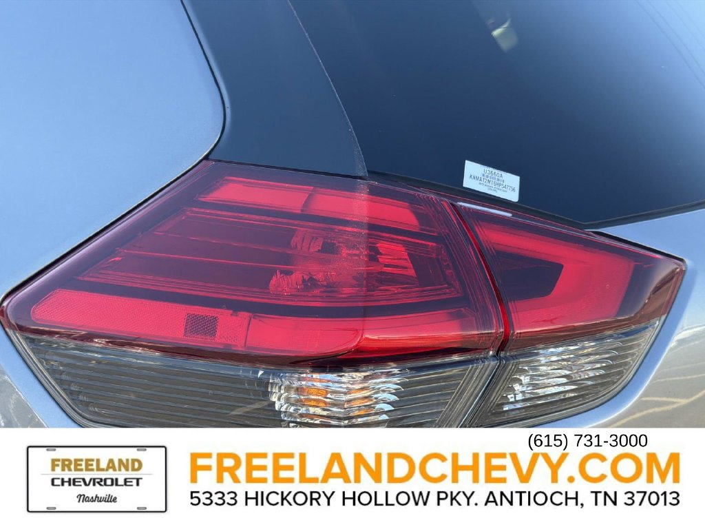 Used 2017 Nissan Rogue SV FWD image 11