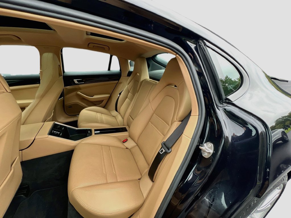 Certified 2018 Porsche Panamera 4 AWD/4WD image 24