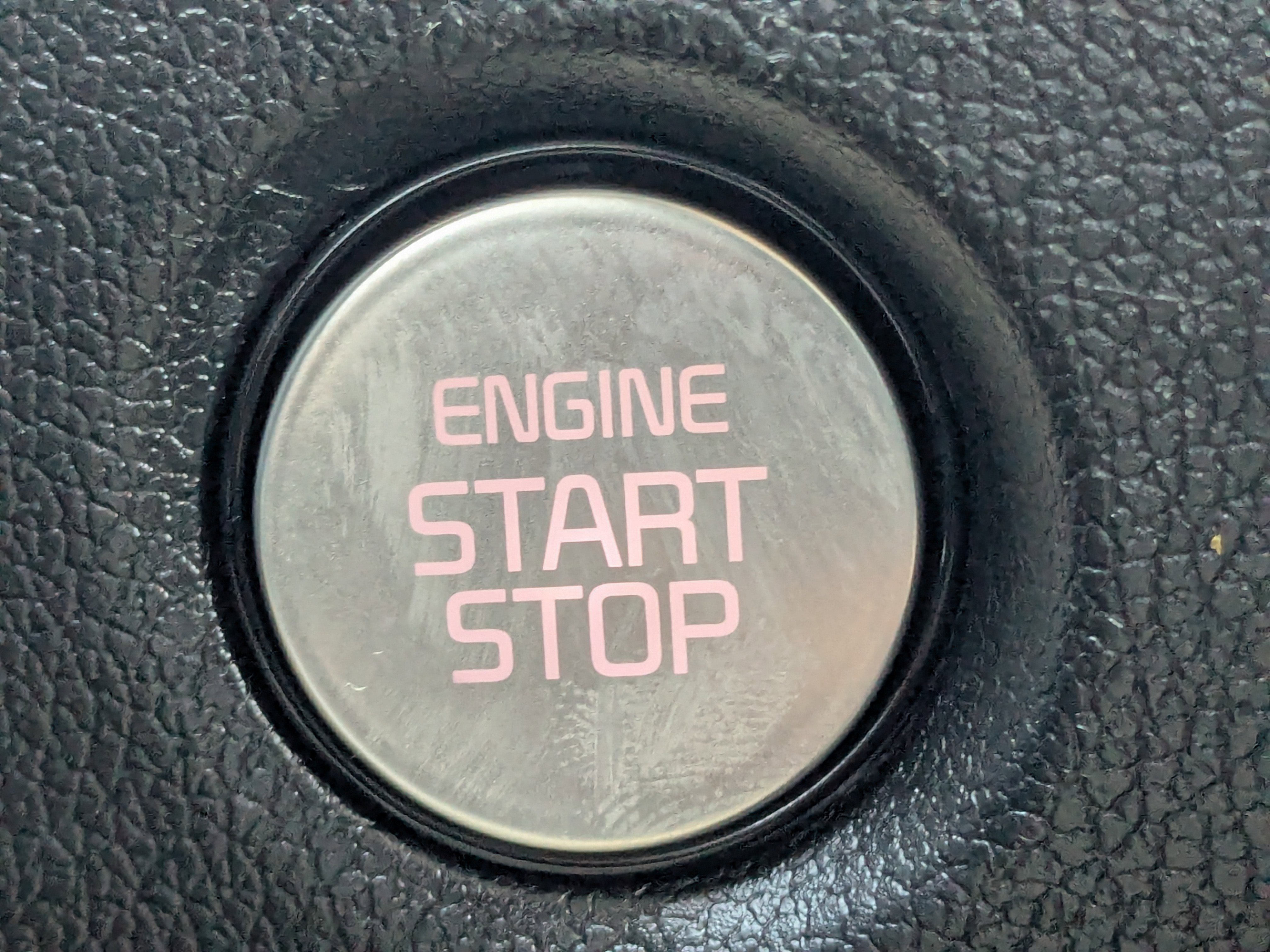 Certified 2025 Kia Sorento S w/ Panoramic Sunroof Package image 39