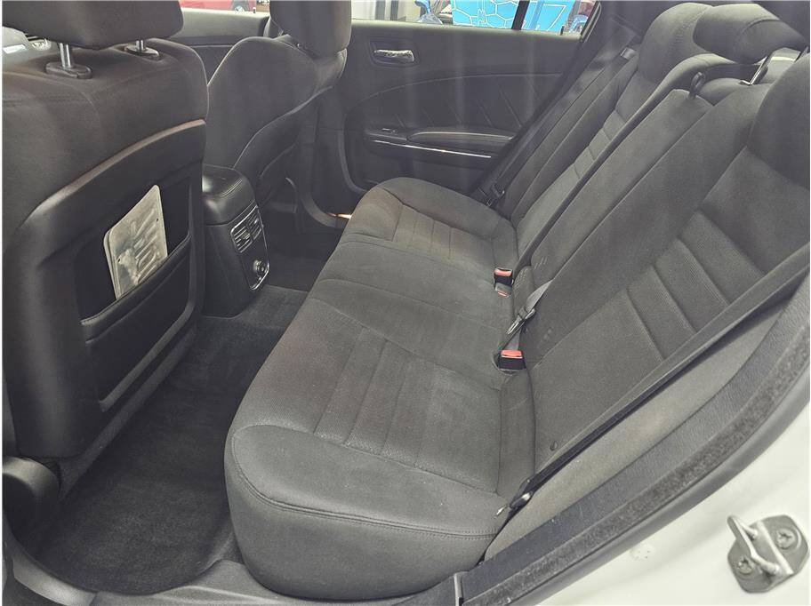 Used 2014 Dodge Charger R/T image 11