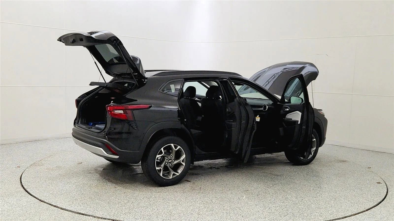 New 2026 Chevrolet Trax LT w/ Driver Confidence Package image 12