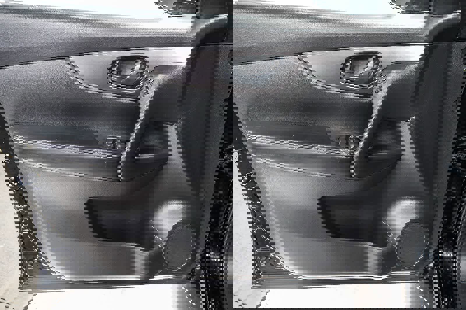 Used 2019 Nissan Rogue Sport S w/ Appearance Package image 21