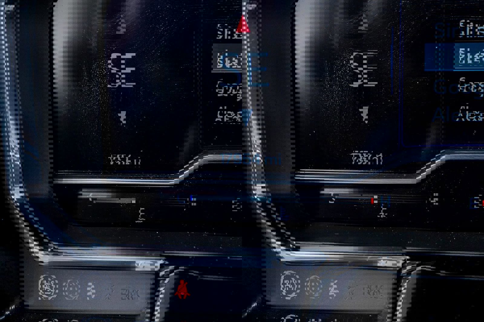 Used 2025 Chevrolet Silverado 1500 LT Trail Boss w/ Convenience Package II AWD/4WD image 21