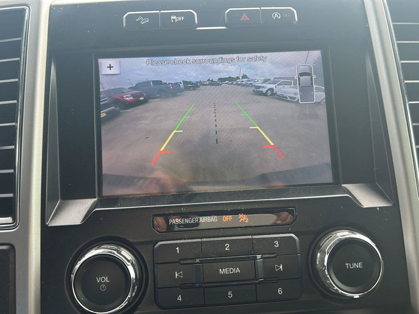 Used 2018 Ford F150 Lariat AWD/4WD image 10