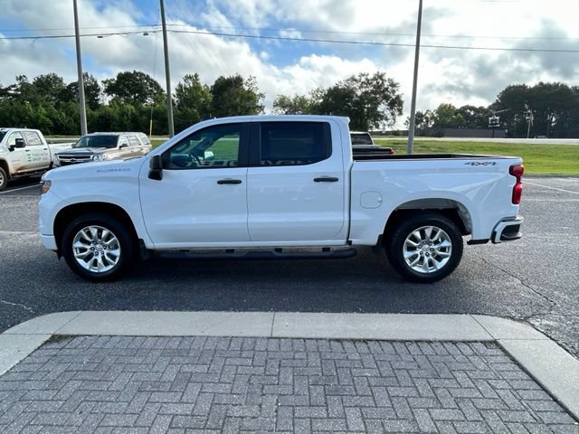 Used 2023 Chevrolet Silverado 1500 Custom AWD/4WD image 5