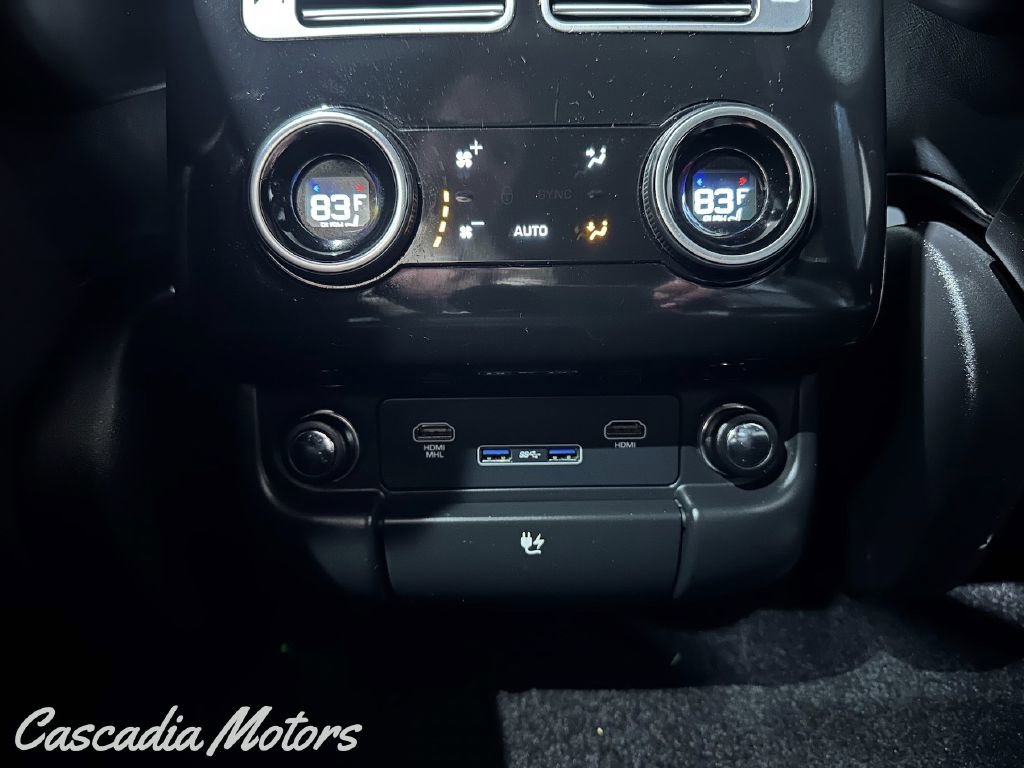 Used 2018 Land Rover Range Rover Autobiography image 40