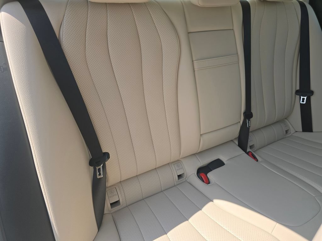 New 2027 Mercedes-Benz E 350 4MATIC Sedan image 22
