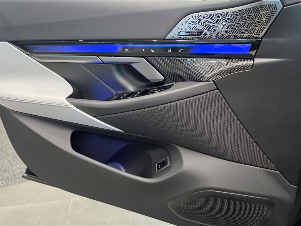 New 2026 BMW M5 Touring w/ Executive Package image 17