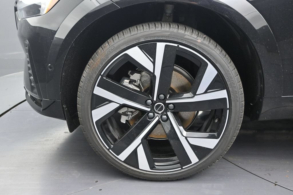 New 2026 Volvo XC60 T8 Ultra AWD/4WD image 9