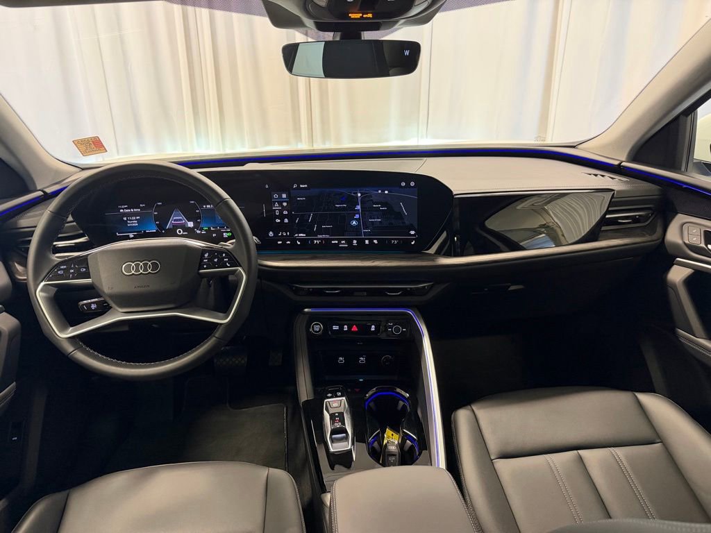 Certified 2025 Audi Q5 Premium w/ Convenience Package AWD/4WD image 10