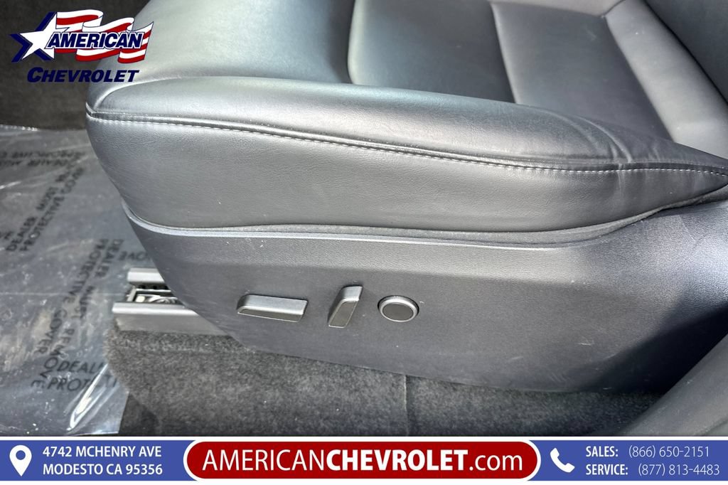 Used 2025 Tesla Model Y Long Range RWD image 14