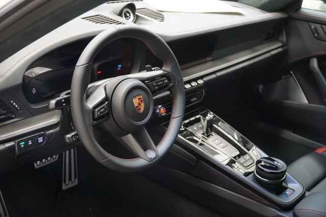 New 2026 Porsche 911 Carrera 4 GTS AWD/4WD image 4