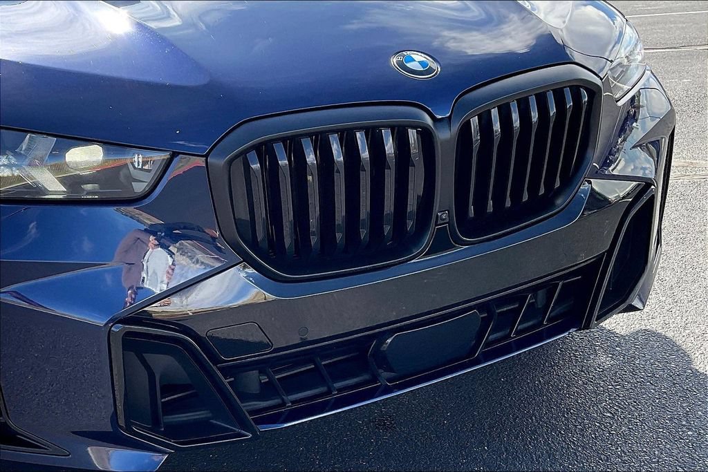 Used 2025 BMW X5 xDrive40i w/ Executive Package AWD/4WD image 32