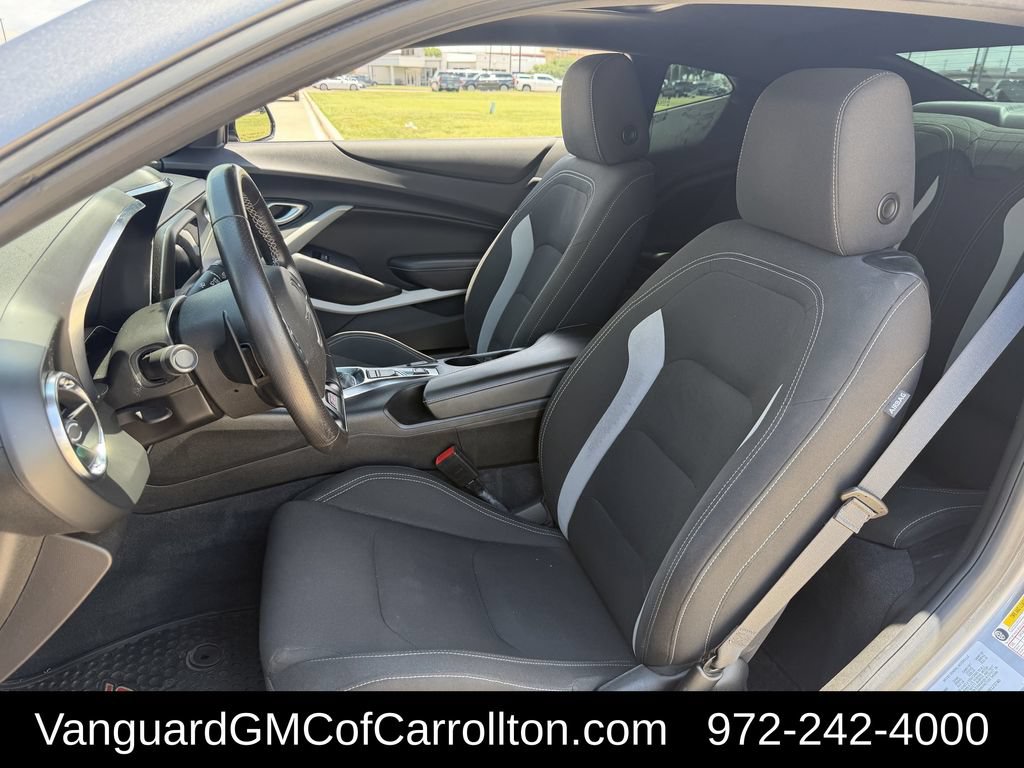 Used 2022 Chevrolet Camaro SS RWD image 27
