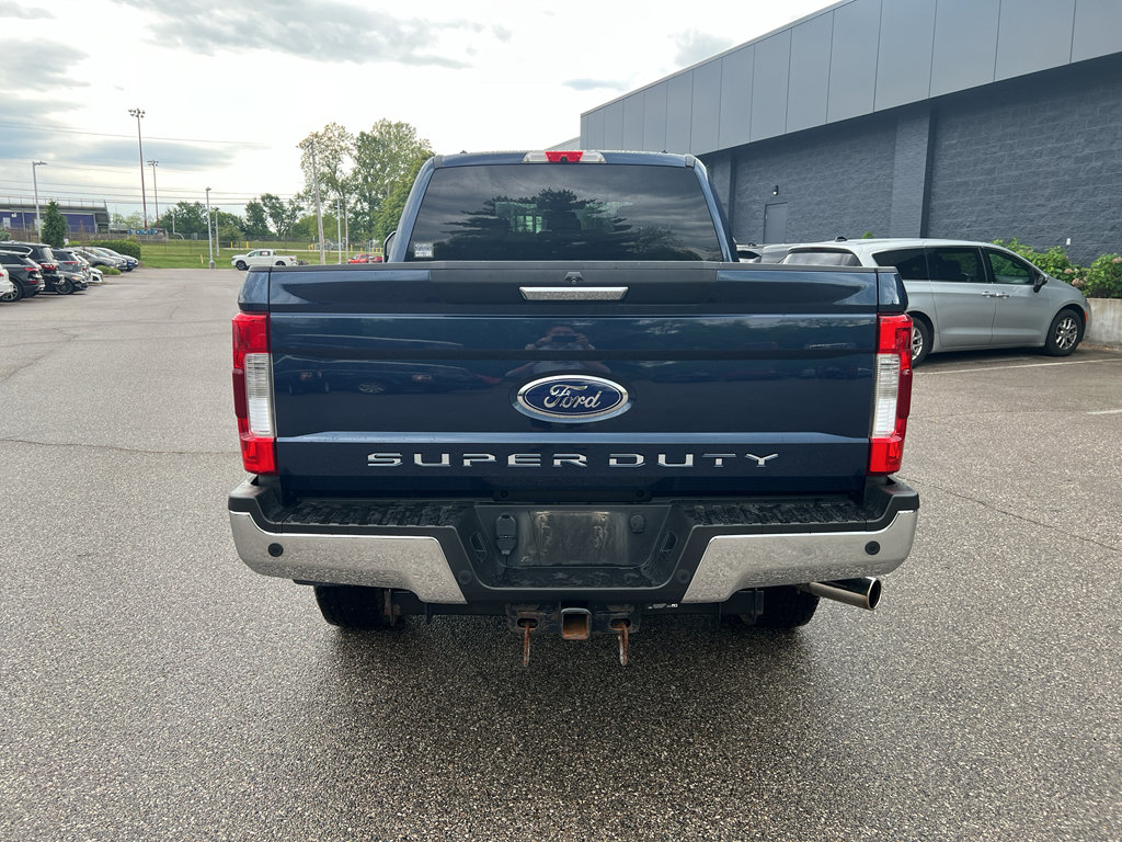Used 2019 Ford F250 XLT w/ XLT Premium Package AWD/4WD image 6