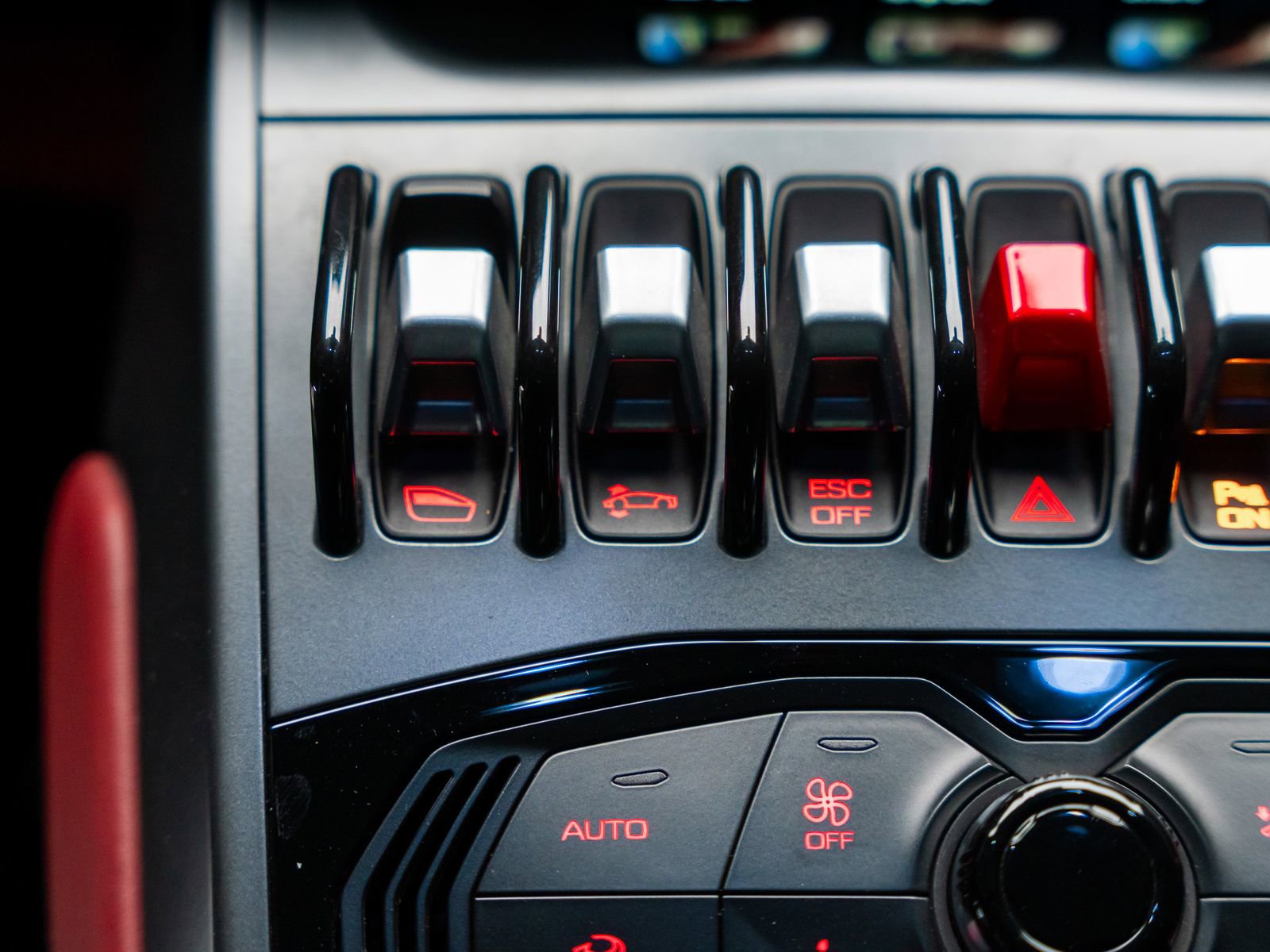 Used 2015 Lamborghini Huracan LP 610-4 image 50