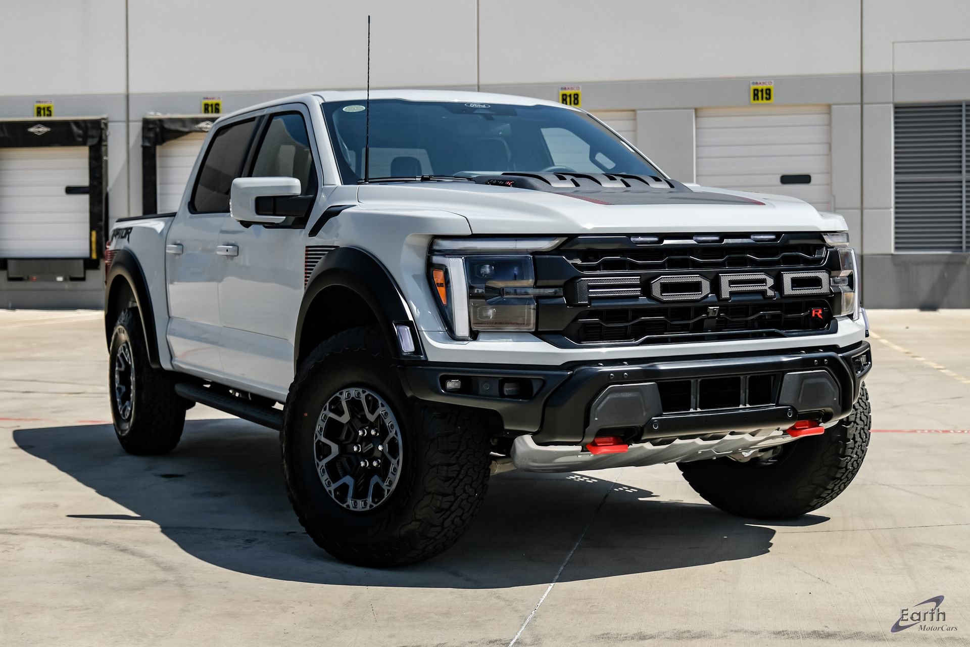 Used 2026 Ford F150 Raptor w/ Equipment Group 803A Raptor R AWD/4WD image 24