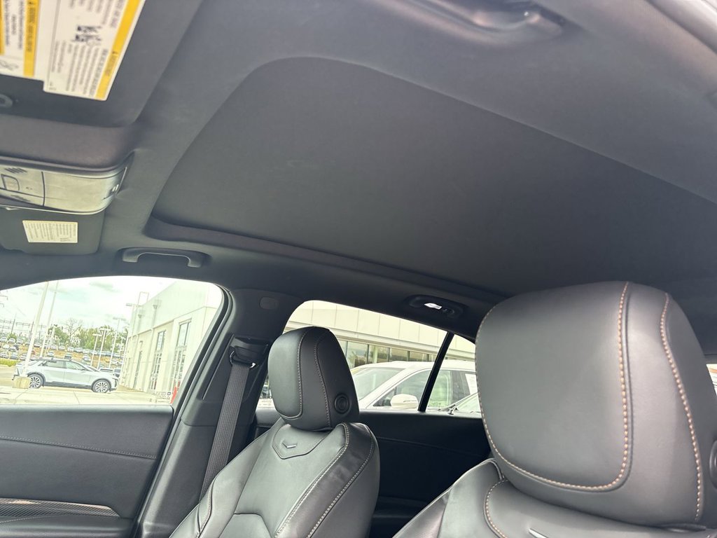 Certified 2023 Cadillac XT4 Sport w/ Sun And Sound Package AWD/4WD image 23