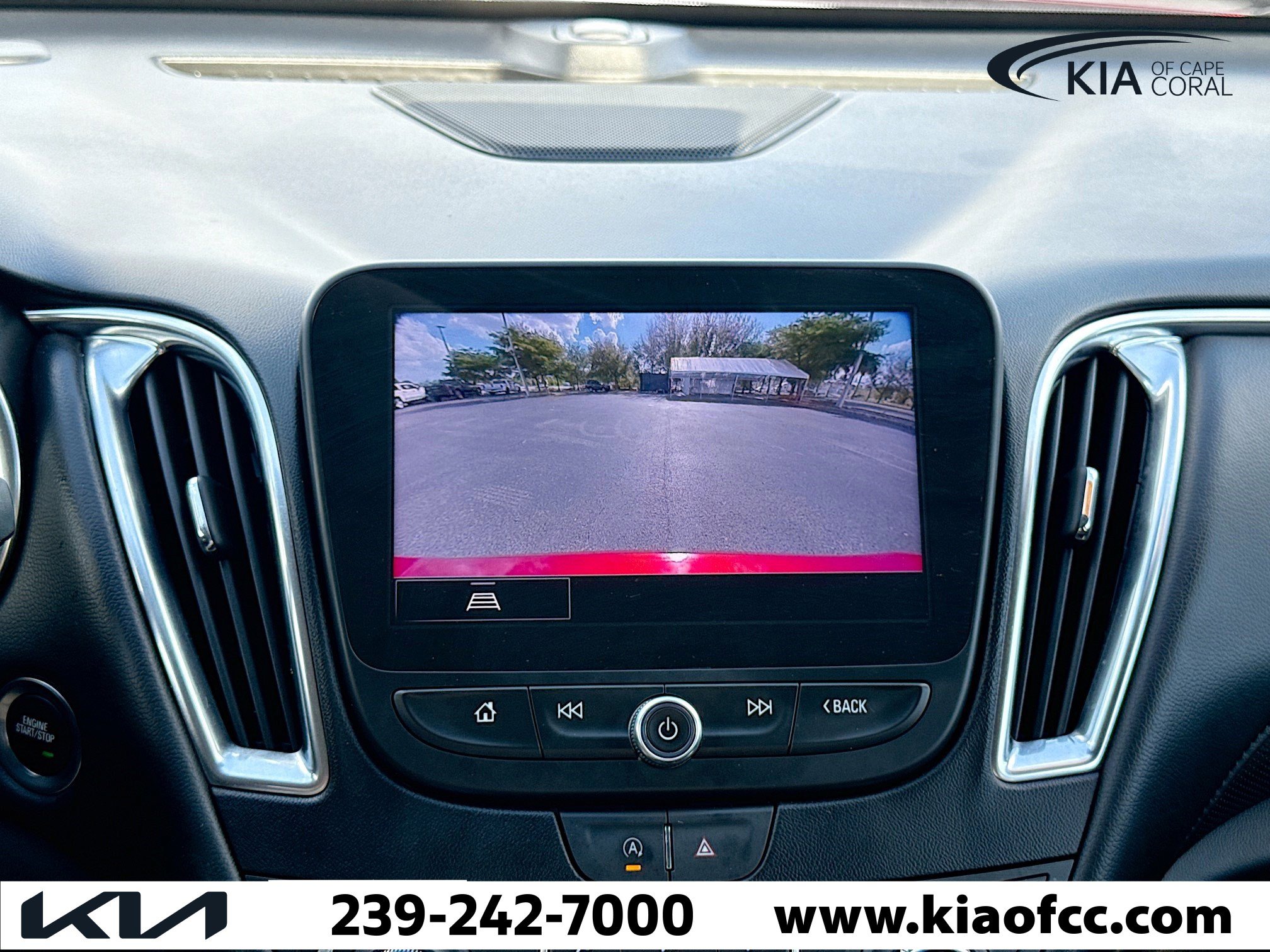 Used 2024 Chevrolet Malibu LT image 28