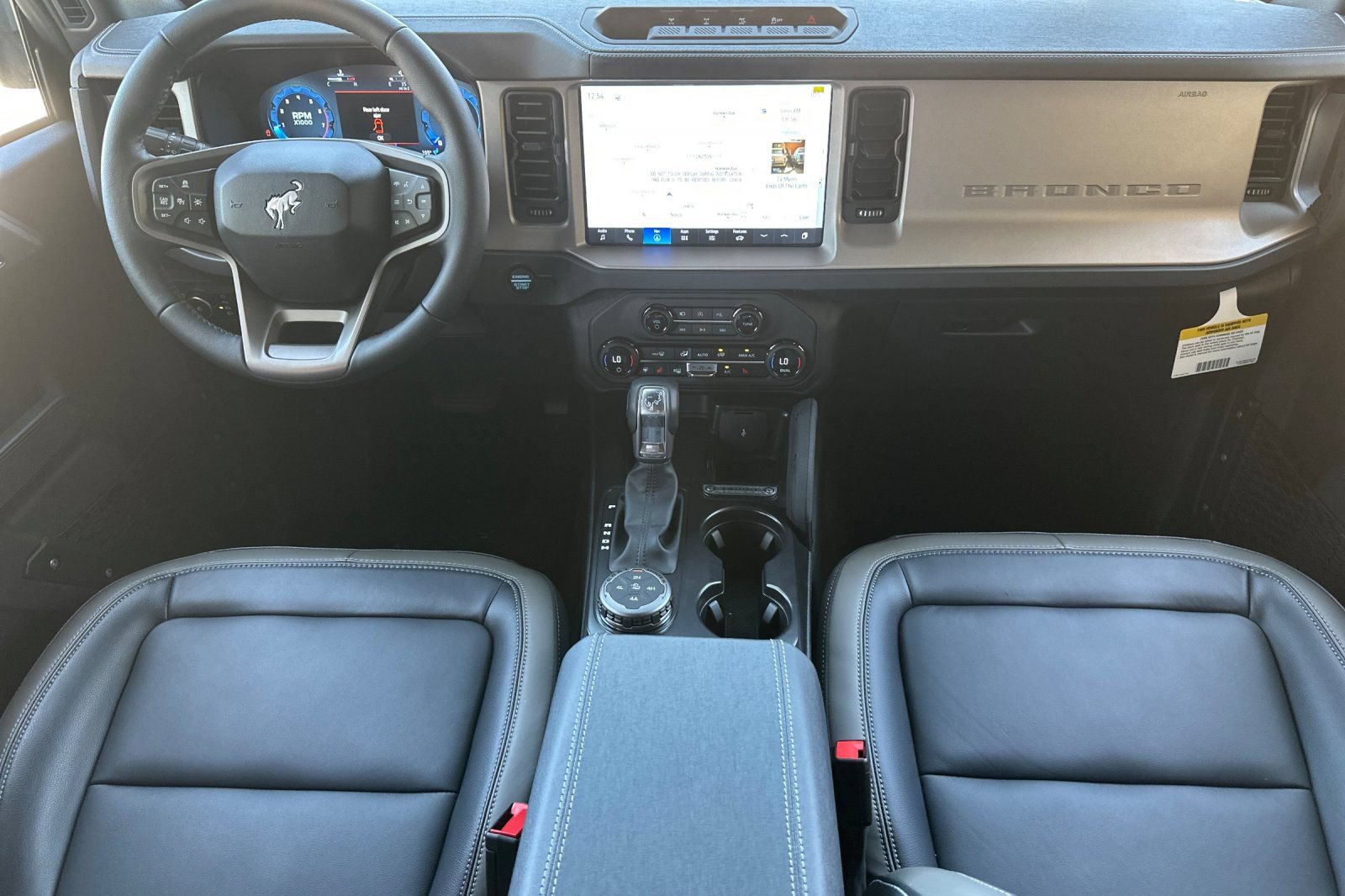 New 2026 Ford Bronco Outer Banks w/ Sasquatch Package AWD/4WD image 13