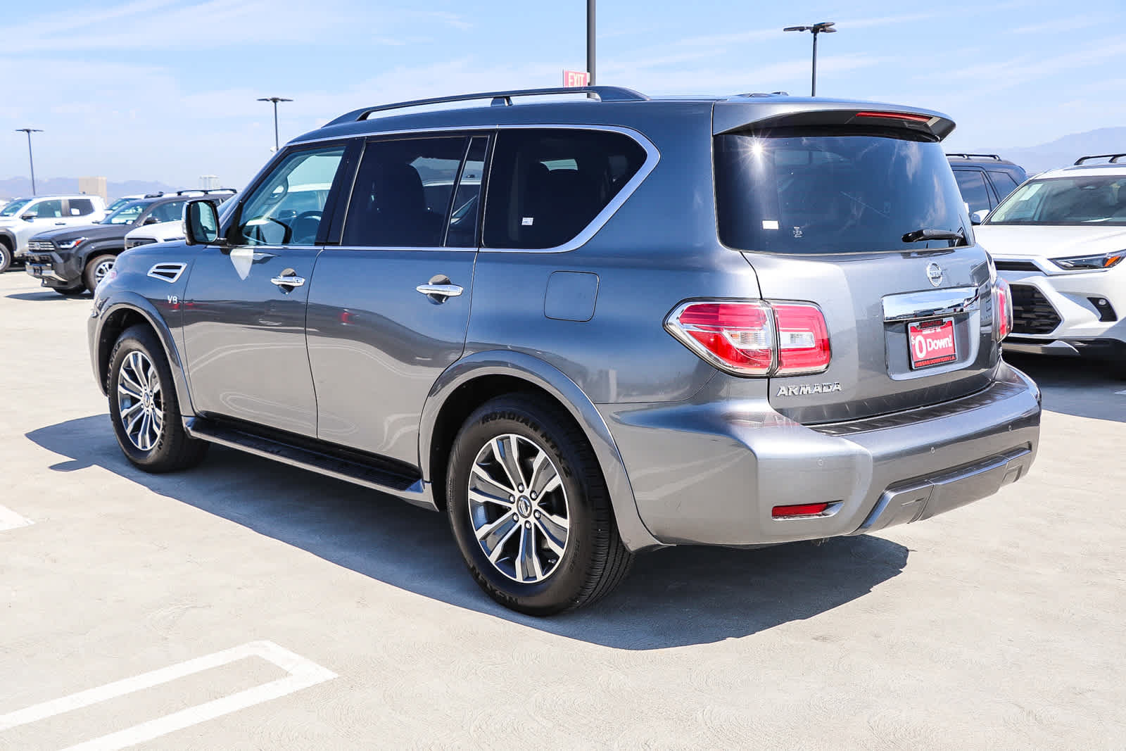 Used 2019 Nissan Armada SL w/ Premium Package AWD/4WD image 8
