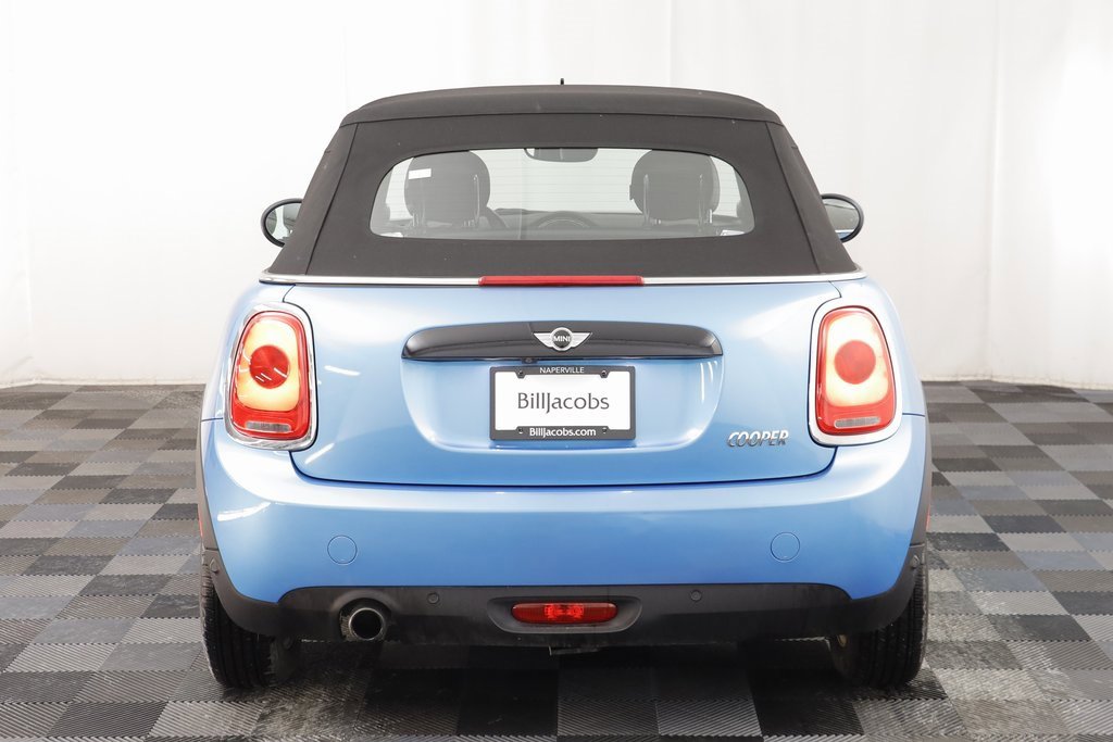 Used 2018 MINI Cooper Convertible image 16