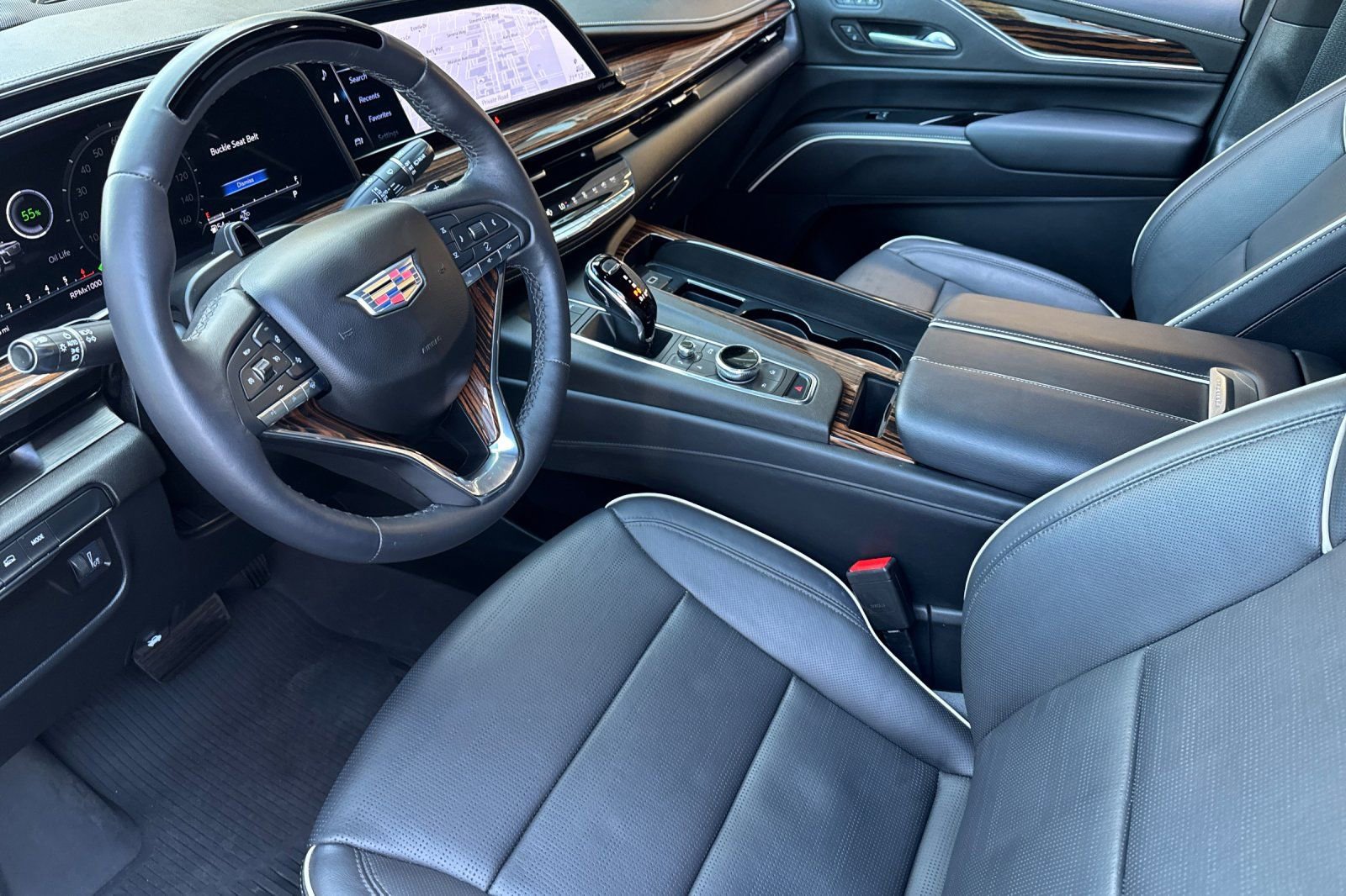 Used 2023 Cadillac Escalade Premium Luxury image 9