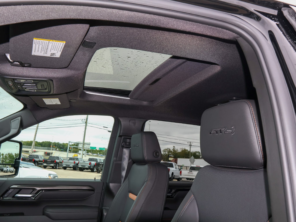 New 2026 GMC Sierra 3500 AT4 w/ AT4 Premium Plus Package AWD/4WD image 8