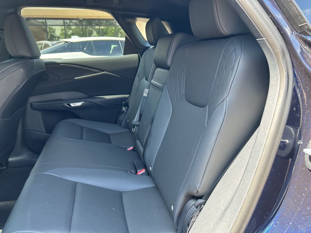 Used 2025 Lexus RX 350 FWD w/ Technology Package image 13