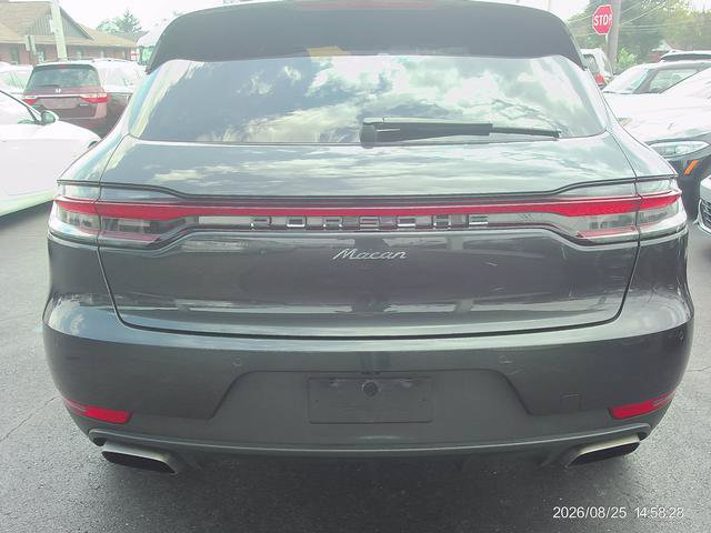 Used 2020 Porsche Macan AWD/4WD image 4