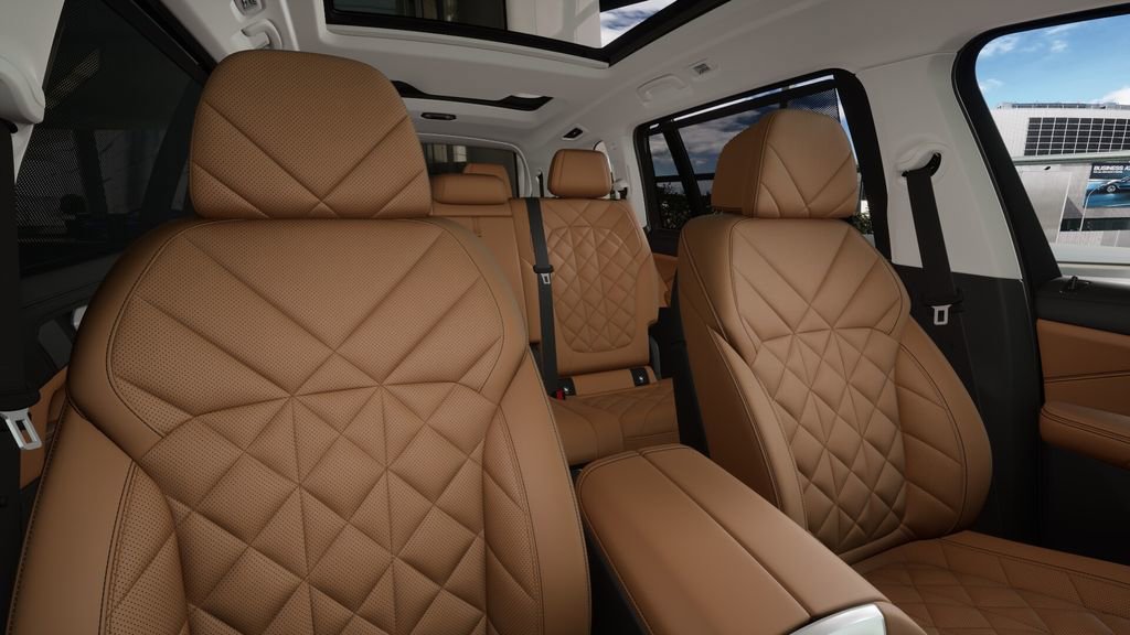 Used 2026 BMW X7 xDrive40i image 38