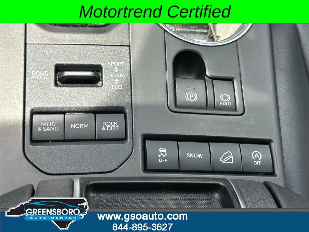 Used 2020 Toyota Highlander XLE AWD/4WD image 31