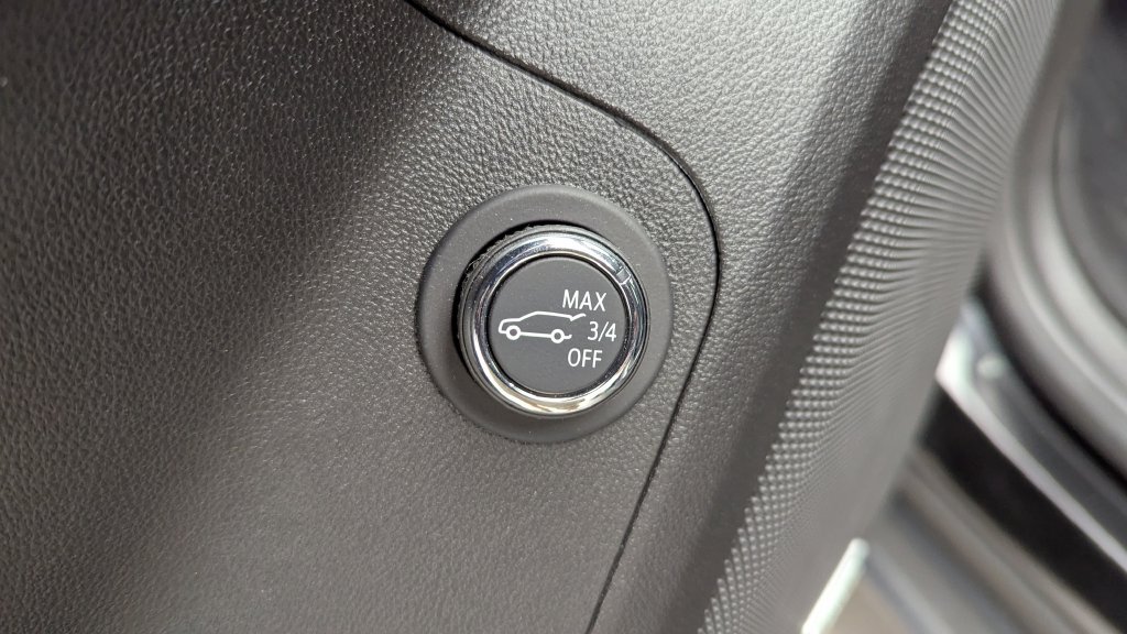 Certified 2023 GMC Acadia Denali w/ LPO, Floor Liner Package FWD image 29