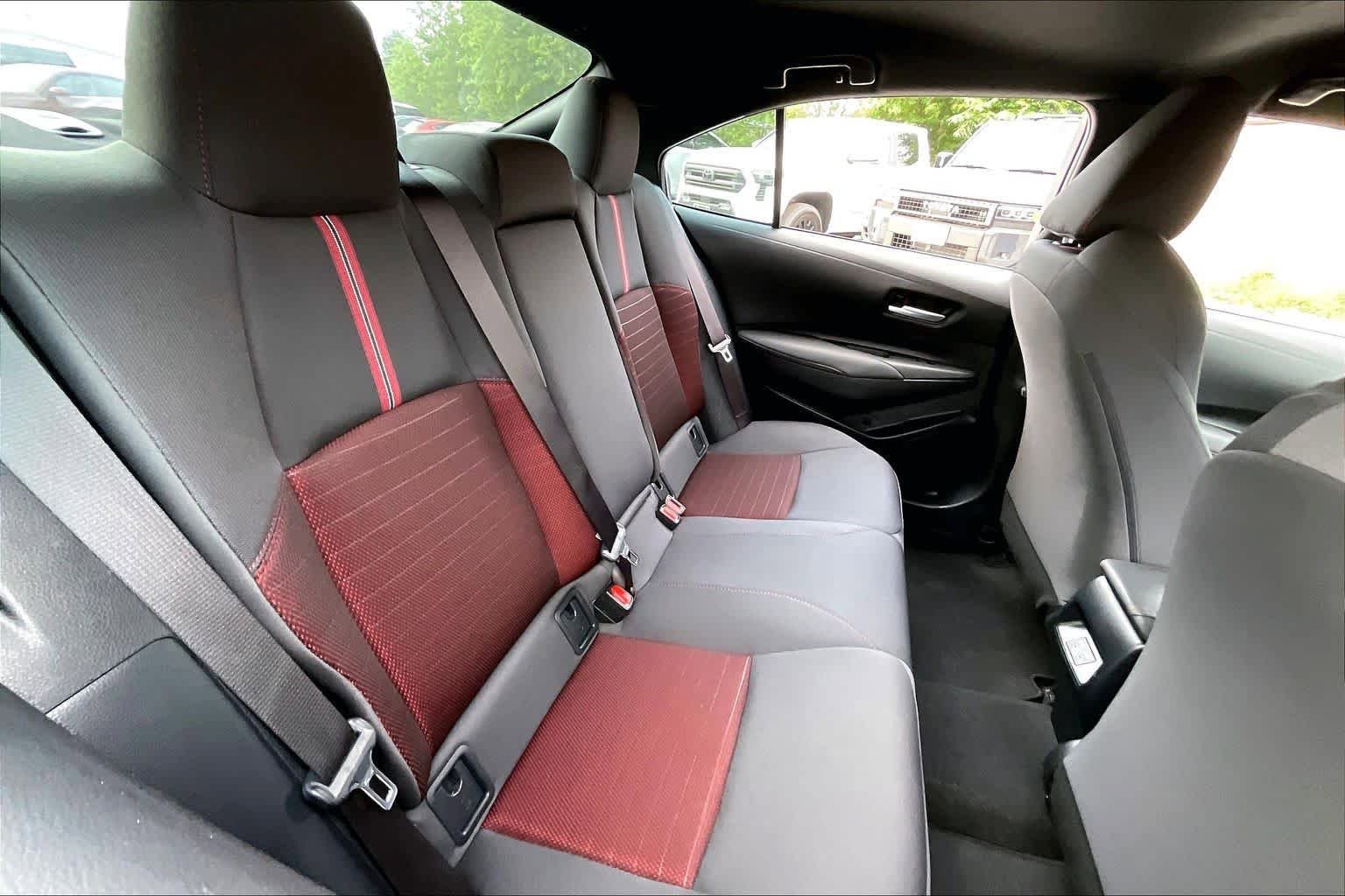 Used 2024 Toyota Corolla SE FWD image 19