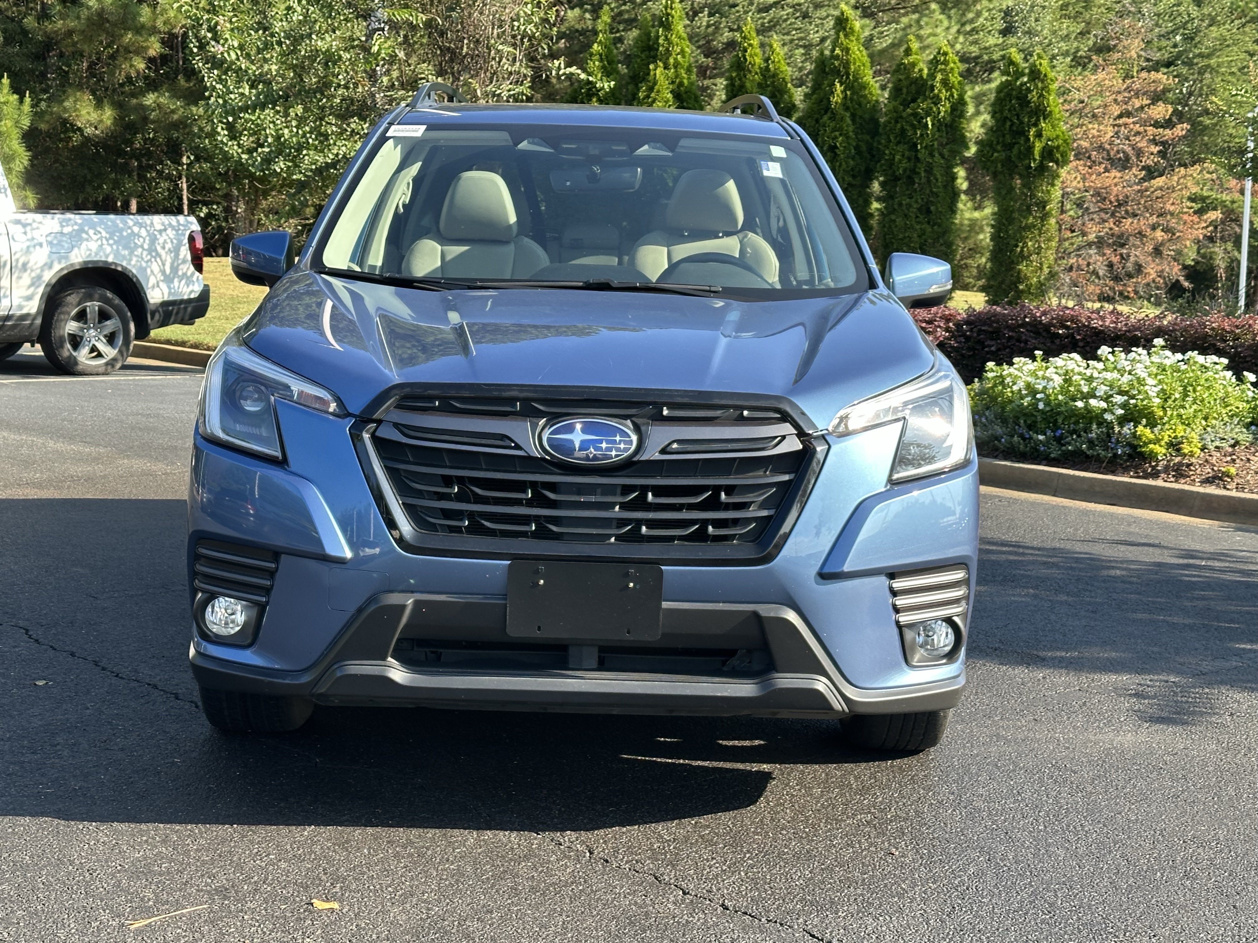 Used 2022 Subaru Forester Limited AWD/4WD image 3