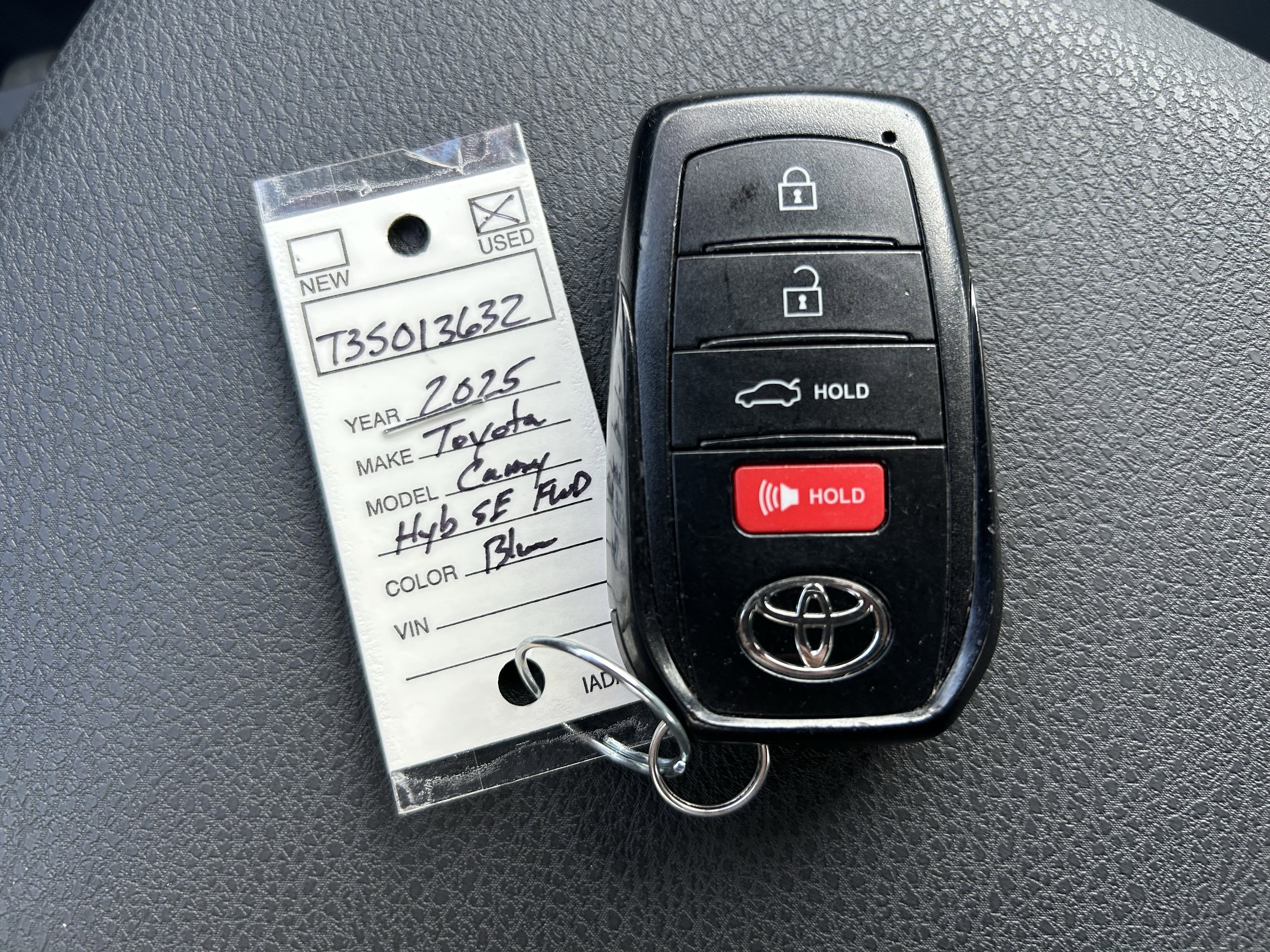 Certified 2025 Toyota Camry SE FWD image 35