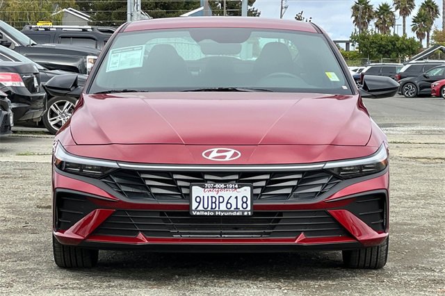 Used 2025 Hyundai Elantra Sport image 12