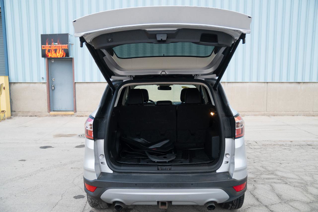 Used 2018 Ford Escape SEL w/ Ford Safe & Smart Package image 16