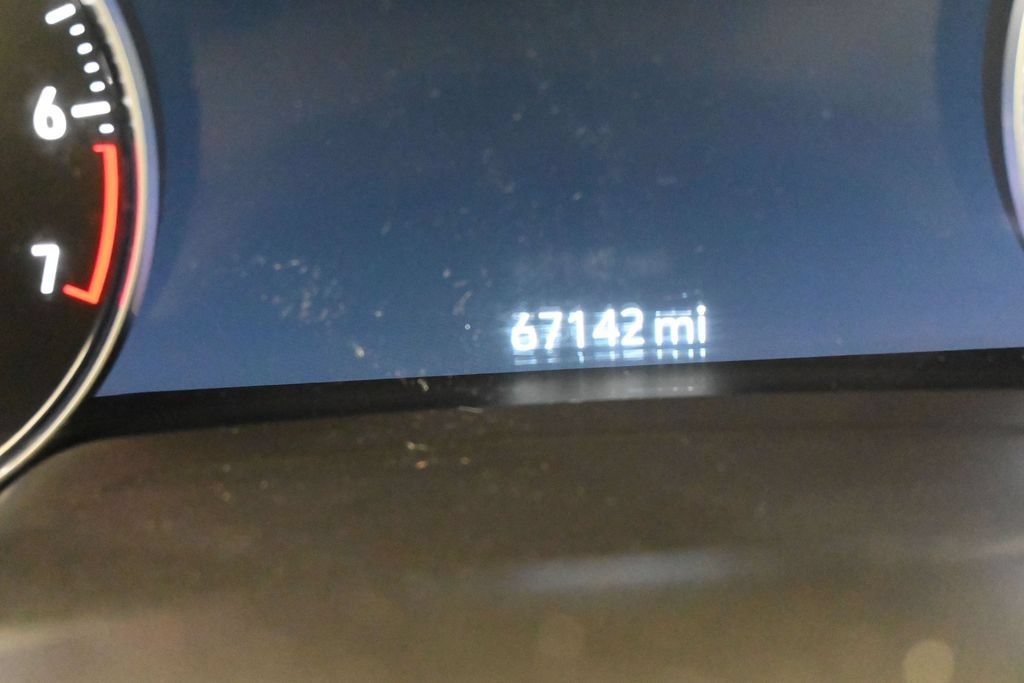 Used 2021 Buick Envision Essence w/ Sport Touring Package AWD/4WD image 13