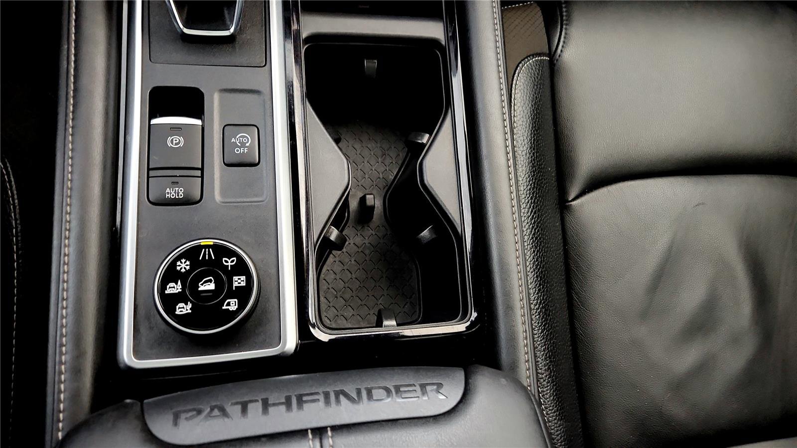 Used 2023 Nissan Pathfinder SL w/ SL Premium Package image 47