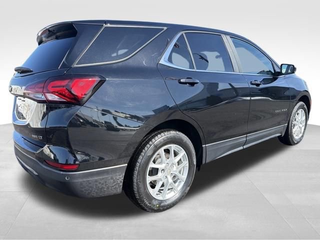 Used 2024 Chevrolet Equinox LT w/ LPO, Floor Liner Package image 7