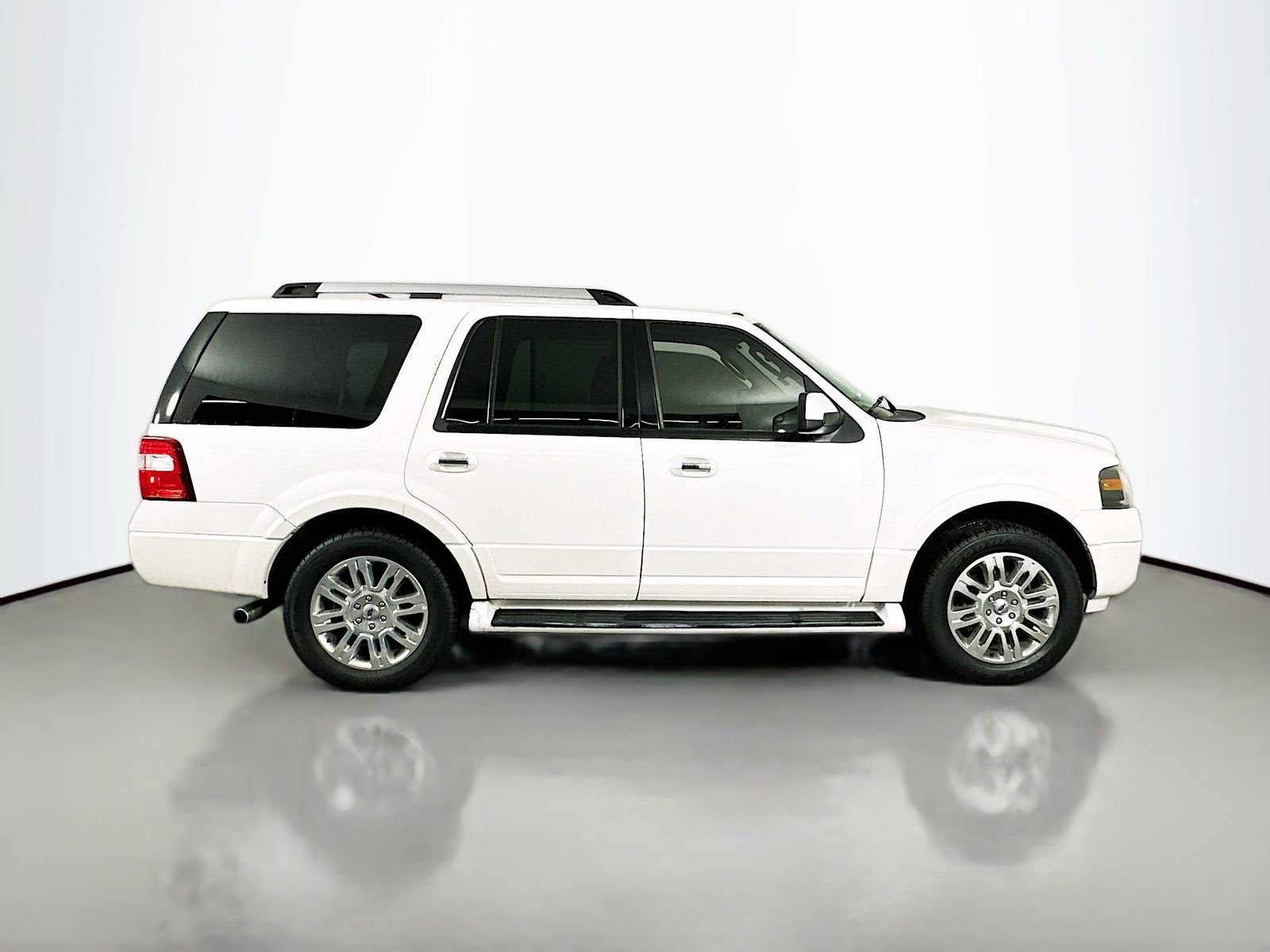 Used 2014 Ford Expedition Limited image 9